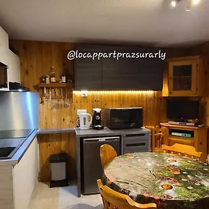 appartement-praz-sur-arly-t2cabine-4-6-personnes.hotels-rhonealpes.com/